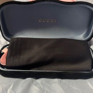 Gucci Sunglasses with Pink and Black Case